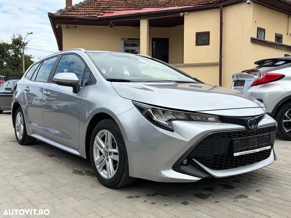 Toyota Corolla — imagine 2