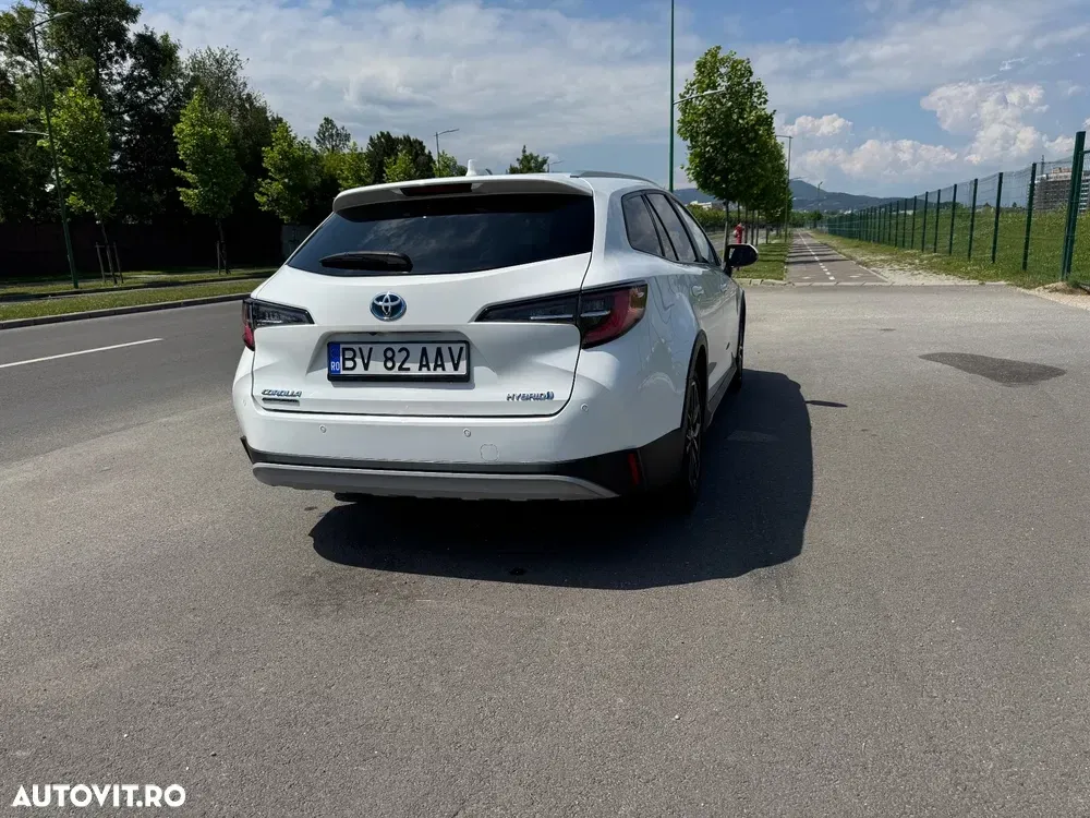 Toyota Corolla XII 1.8 HEV Exclusive — imagine 3
