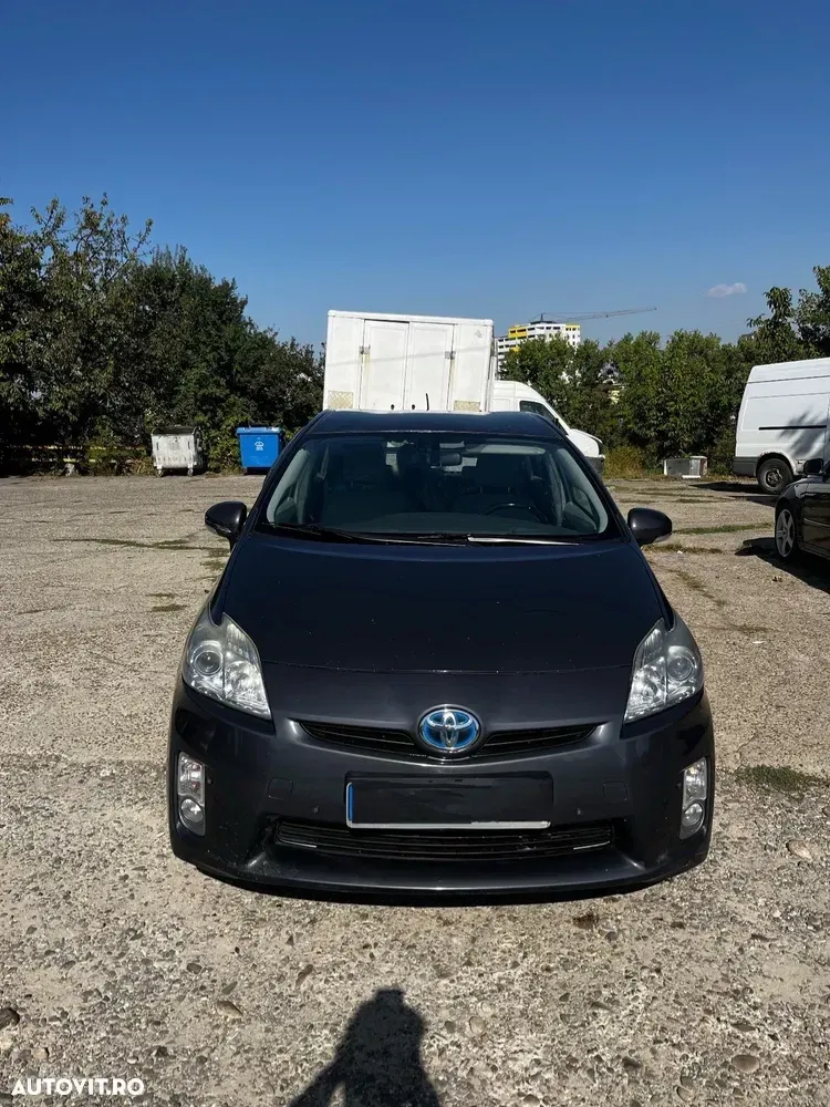 Toyota Prius III Luna — imagine 4