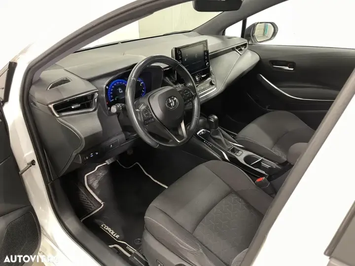 Toyota Corolla XII 1.8 HSD Business