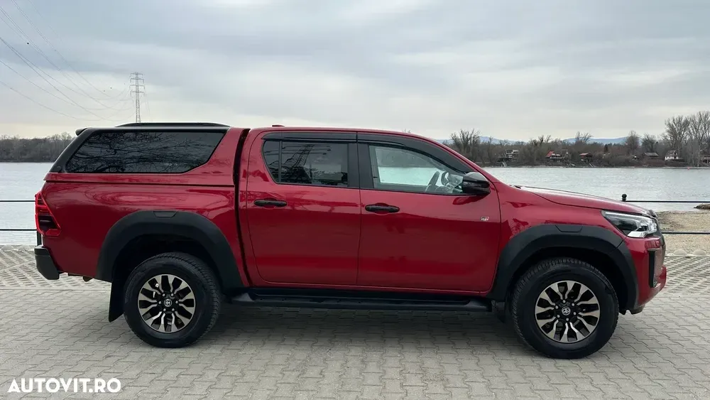 Toyota Hilux VIII 2.8D 204CP 4x4 Double Cab AT GR Sport II — imagine 2