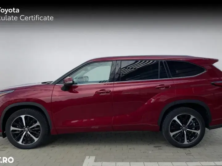 Toyota Highlander 2.5 L Dynamic Force 248CP Luxury Pearly