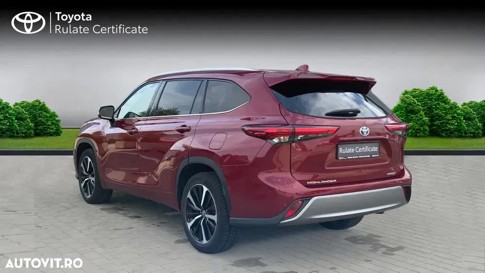 Toyota Highlander 2.5 L Dynamic Force 248CP Luxury Pearly — imagine 3