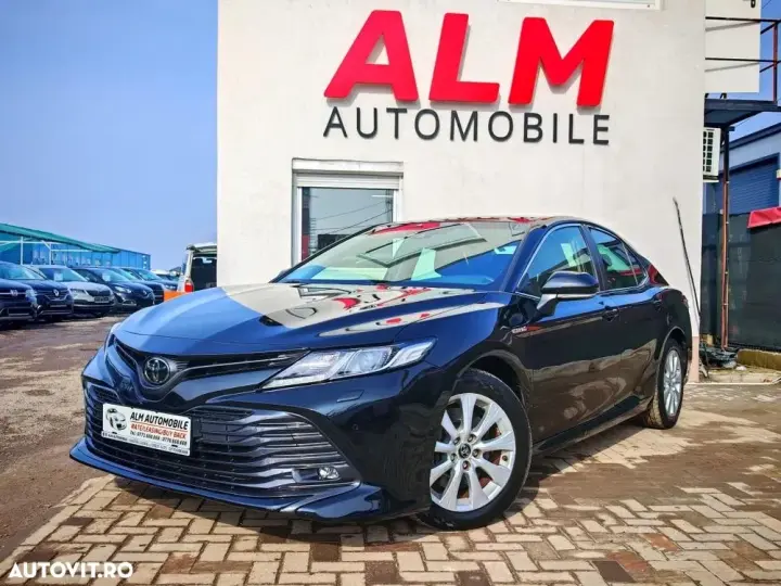 Toyota Camry VIII Business Edition