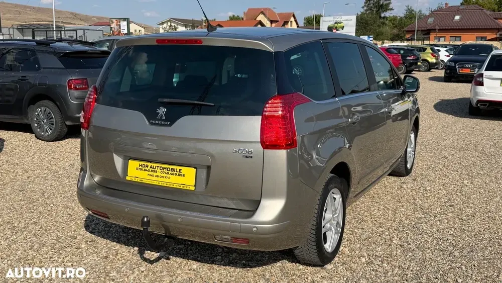 Peugeot 5008 I e-HDI FAP 115 EGS6 Stop&Start Business-Line — imagine 2
