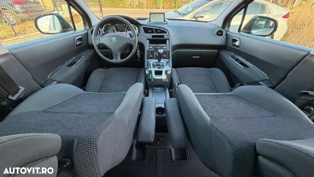 Peugeot 5008 I e-HDI FAP 115 EGS6 Stop&Start Business-Line — imagine 6