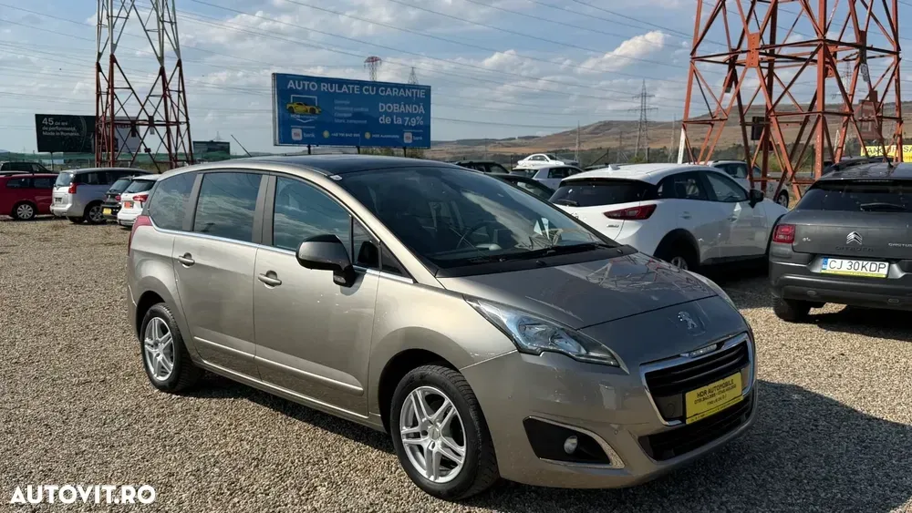 Peugeot 5008 I e-HDI FAP 115 EGS6 Stop&Start Business-Line — imagine 4