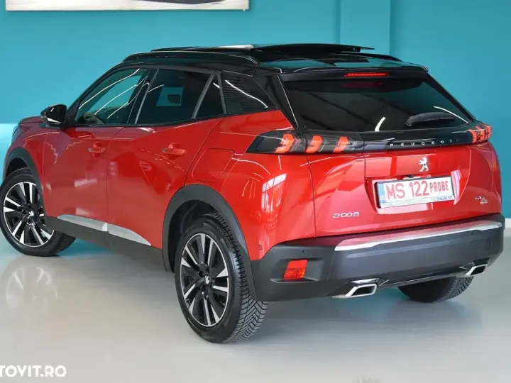 Peugeot 2008 II PureTech 155 EAT8 GT