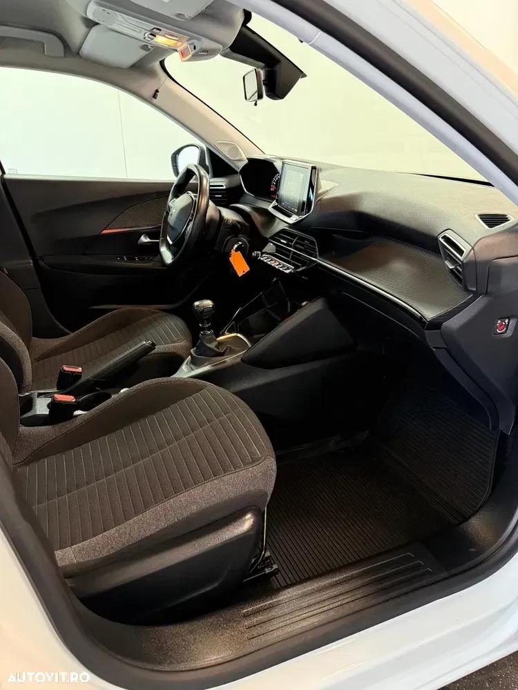 Peugeot 2008 1.5 BlueHDI FAP Active — imagine 3