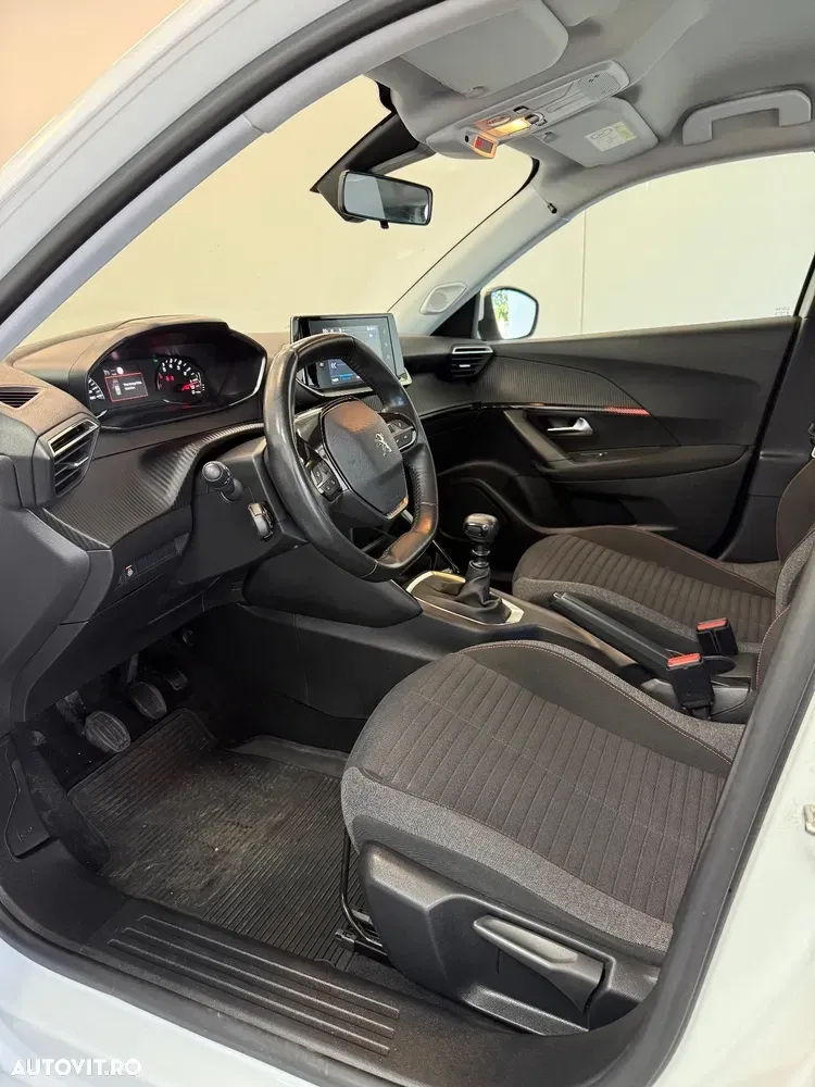 Peugeot 2008 1.5 BlueHDI FAP Active — imagine 6