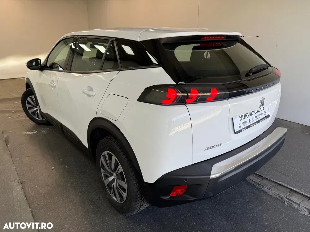 Peugeot 2008 1.5 BlueHDI FAP Active — imagine 3