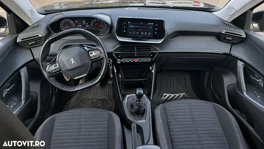 Peugeot 2008 II 1.2 L PureTech STT Allure — imagine 3