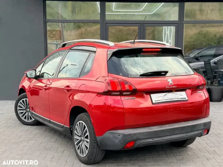 Peugeot 2008 PureTech 110 Style