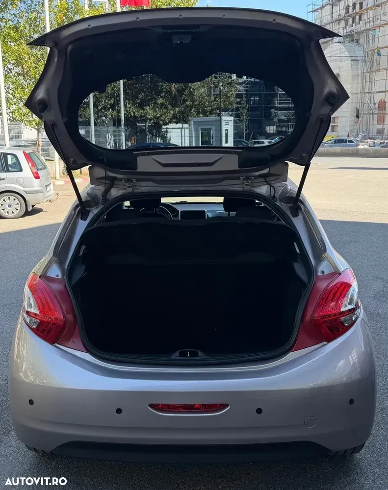 Peugeot 208 I 1.4 VTi Active — imagine 6