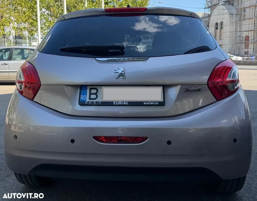 Peugeot 208 I 1.4 VTi Active — imagine 4