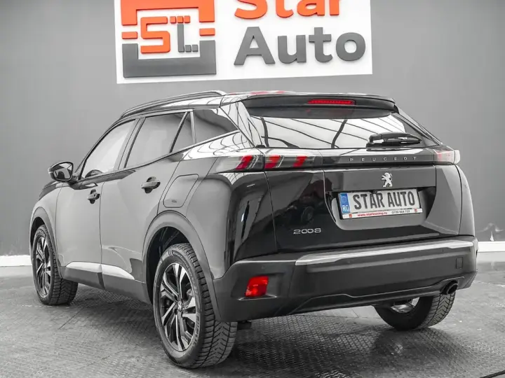 Peugeot 2008 II 1.5 BlueHDI BVM6 STT Allure Pack