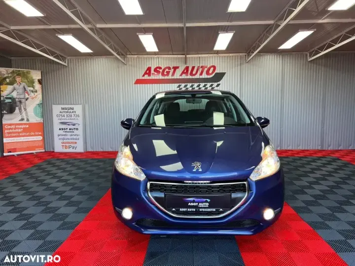Peugeot 208 I
