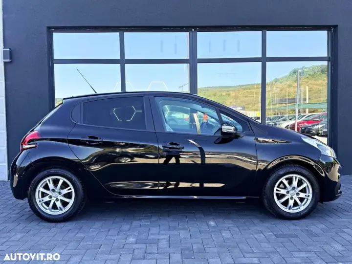 Peugeot 208 PureTech 82 Start & Stop Active