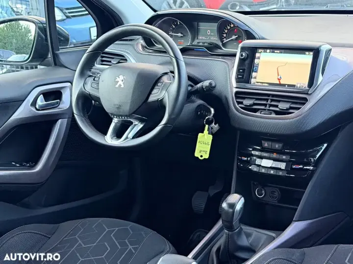 Peugeot 2008 PureTech 82 Style