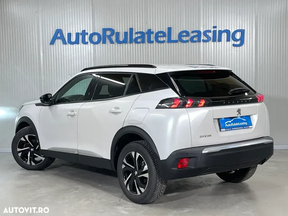 Peugeot 2008 II 1.2 L PureTech STT Allure — imagine 4
