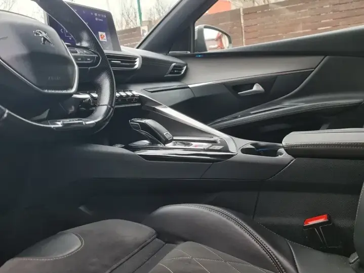 Peugeot 3008 II 2.0 BlueHDI S&S EAT8 GT