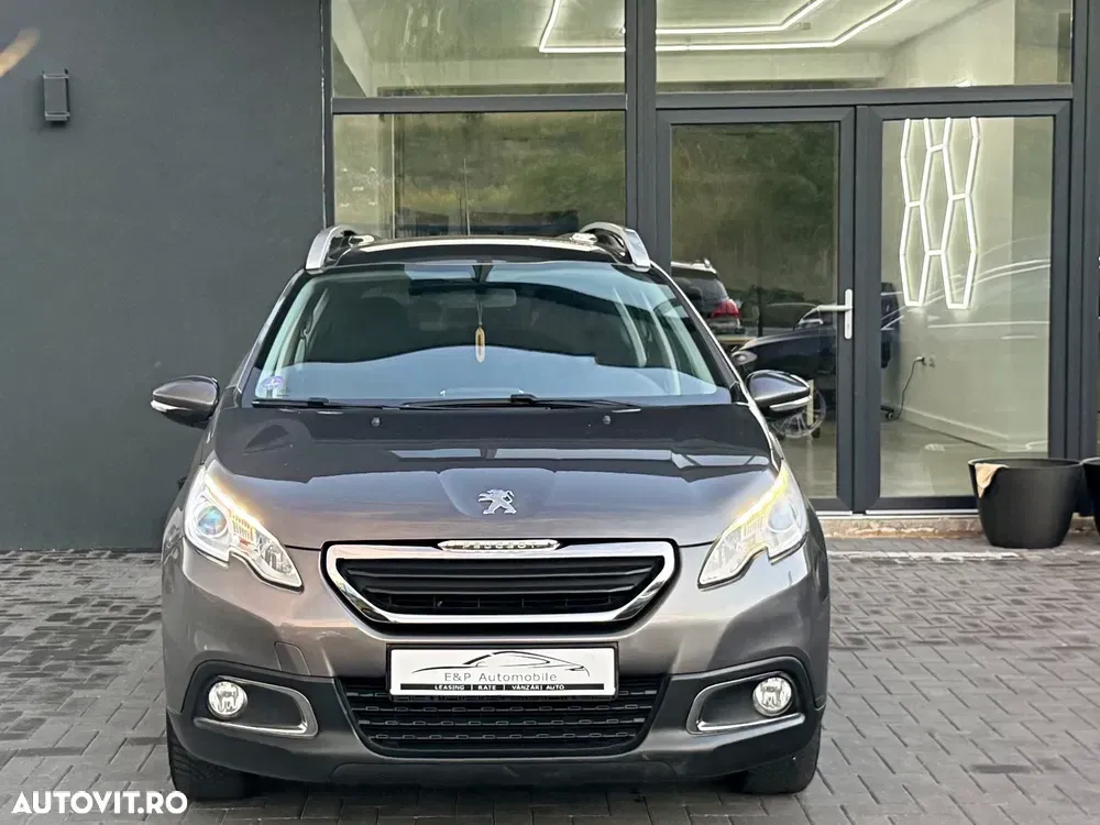 Peugeot 2008 PureTech 82 Style — imagine 3