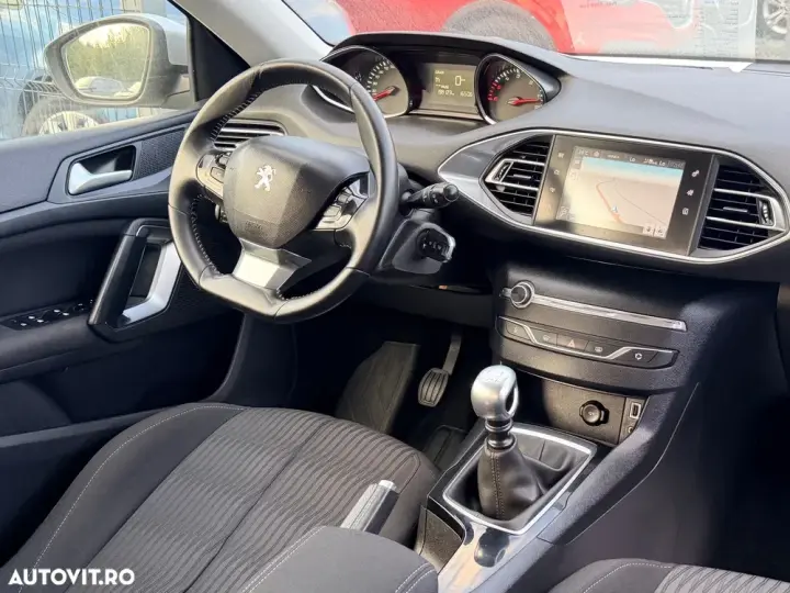 Peugeot 308 BlueHDi 120 Stop & Start Business-Line