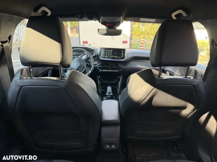 Peugeot 208 II 1.2 L PureTech STT EAT8 GT Line
