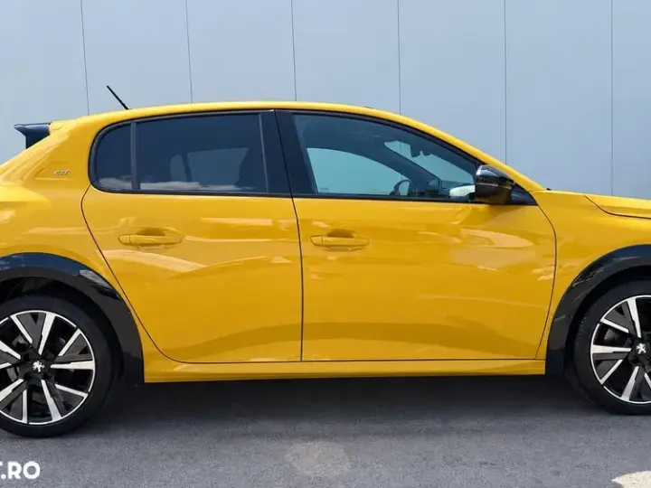 Peugeot 208 II 1.2 L PureTech STT EAT8 GT Line