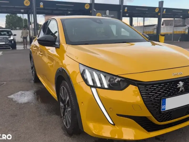 Peugeot 208 II 1.2 L PureTech STT EAT8 GT Line