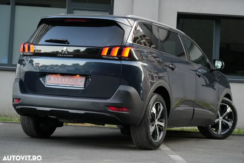 Peugeot 5008 — imagine 3