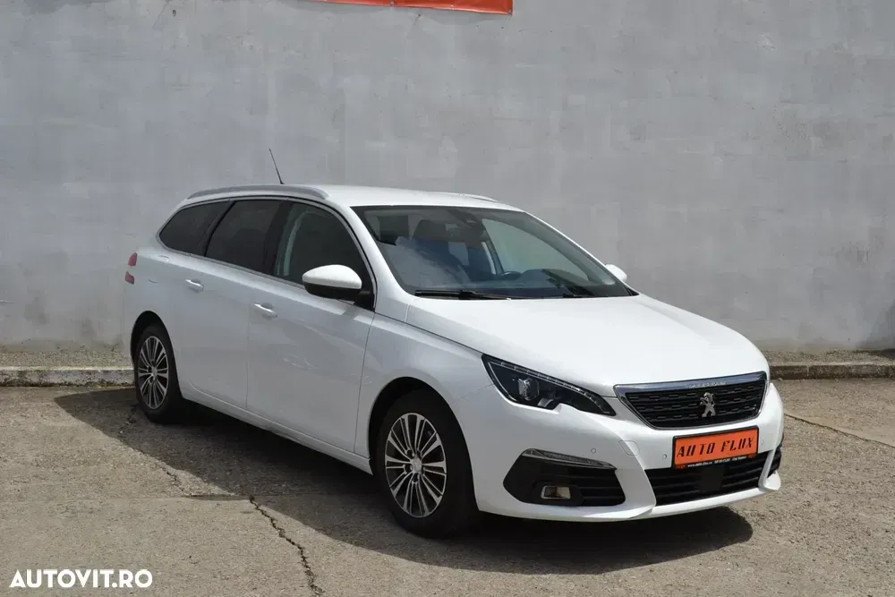 Peugeot 308 II 1.5 BlueHDi FAP STT EAT8 Allure — imagine 3