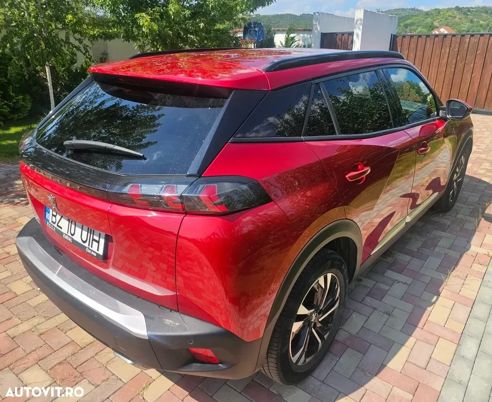 Peugeot 2008 II 1.2 PureTech Turbo S&S Allure — imagine 2