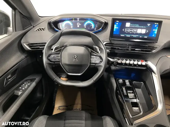 Peugeot 3008 II PHEV 180 EAT8 Active Pack