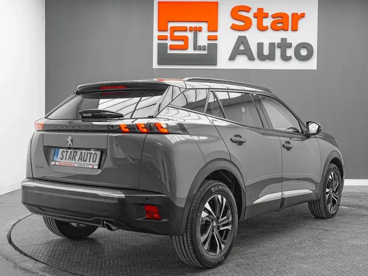 Peugeot 2008 II 1.5 BlueHDI EAT8 STT Allure Pack