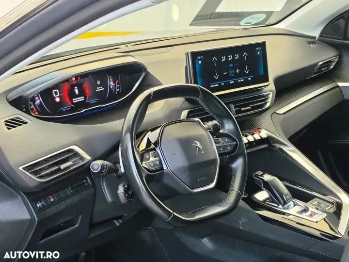 Peugeot 3008 II 1.5 BlueHDI 130 EAT8 Allure Pack