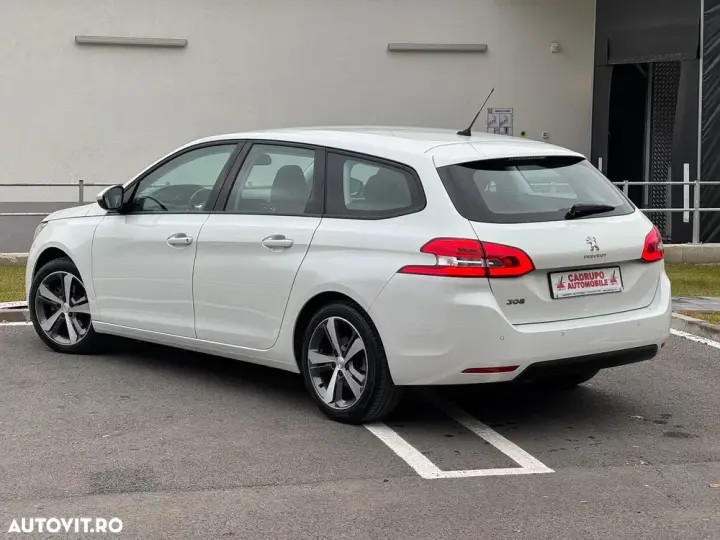 Peugeot 308 II SW BlueHDi 130 EAT8 Stop & Start Active Business-Paket