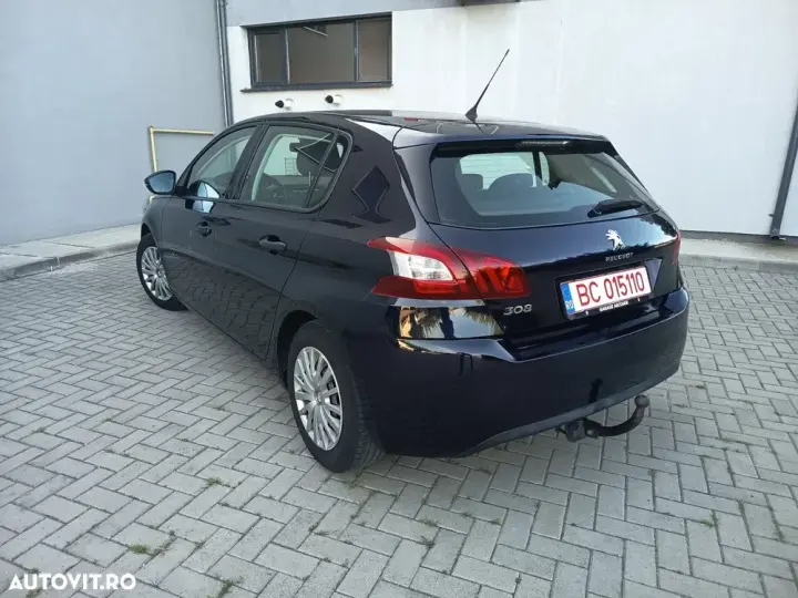 Peugeot 308 II