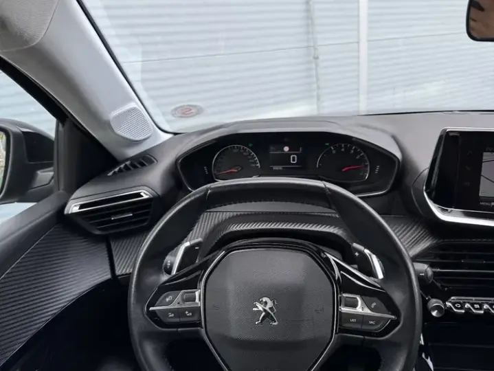 Peugeot 208 II