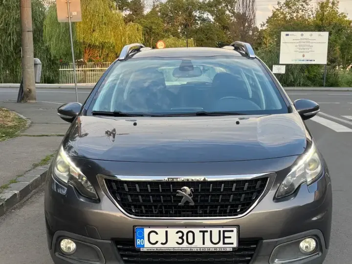 Peugeot 2008 I 1.2 L PureTech Active