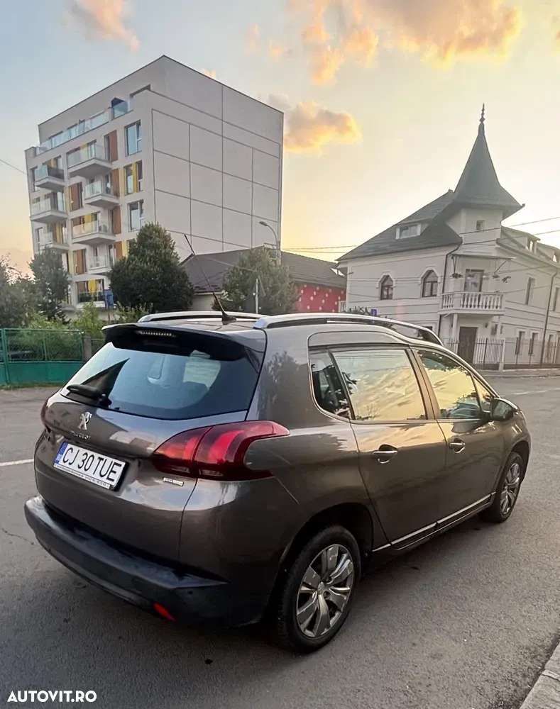 Peugeot 2008 I 1.2 L PureTech Active — imagine 3