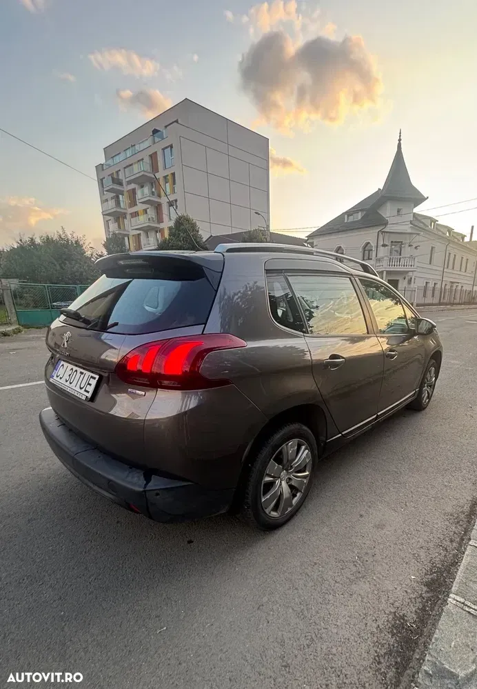 Peugeot 2008 I 1.2 L PureTech Active — imagine 5