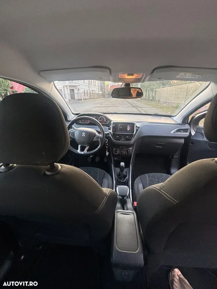 Peugeot 2008 I 1.2 L PureTech Active — imagine 6