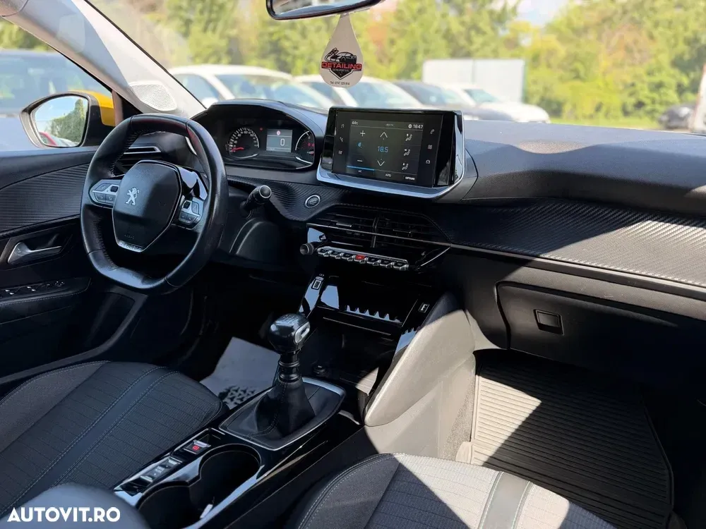 Peugeot 208 II 1.2 L PureTech STT Allure — imagine 4
