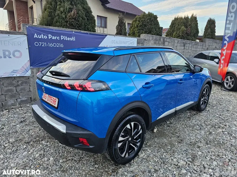 Peugeot 2008 1.5 BlueHDI STT EAT8 GT Line — imagine 4