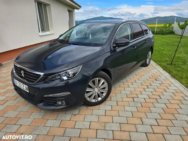 Peugeot 308 II BlueHDi 130 Stop & Start Allure Business-Paket