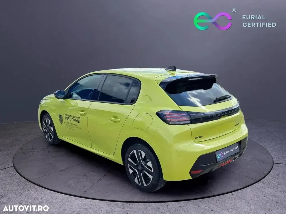 Peugeot 208 — imagine 3