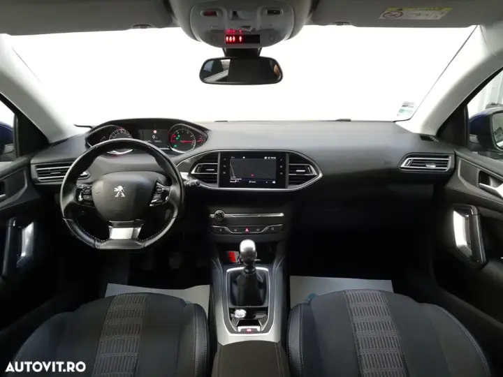 Peugeot 308 II 1.2 L PureTech Turbo S&S Allure