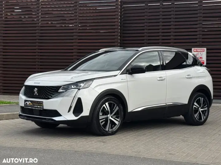 Peugeot 3008 II PHEV 225 EAT8 GT