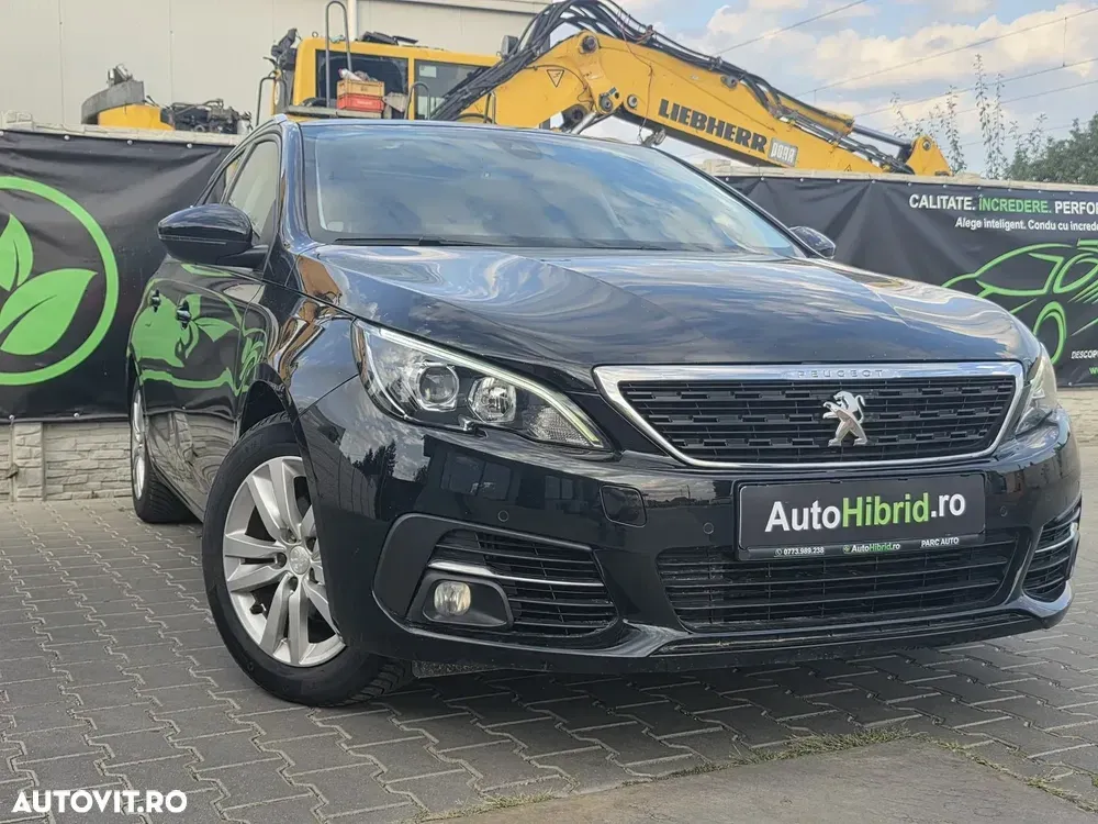 Peugeot 308 II 1.2L PureTech S&S BVM6 Allure — imagine 3